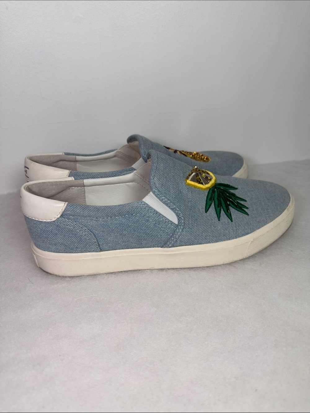 Sam Edelman Womens Evelina Pineapple Sequin Slip On Denim Sneakers Blue Size 9M - Picture 3 of 11